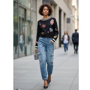 Alice + Olivia  GLEESON STACEFACE PATCH PULLOVER SIZE M NEW